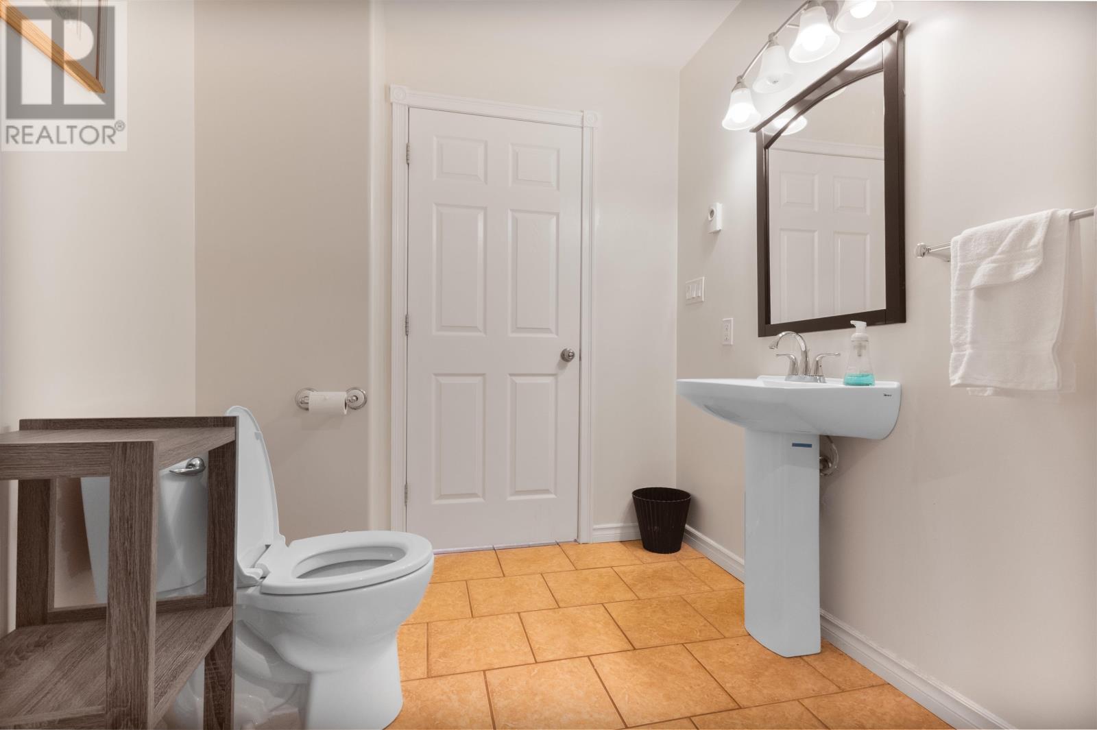 812 Main Street, Cornwall, Prince Edward Island  C0A 1H0 - Photo 21 - 202604919