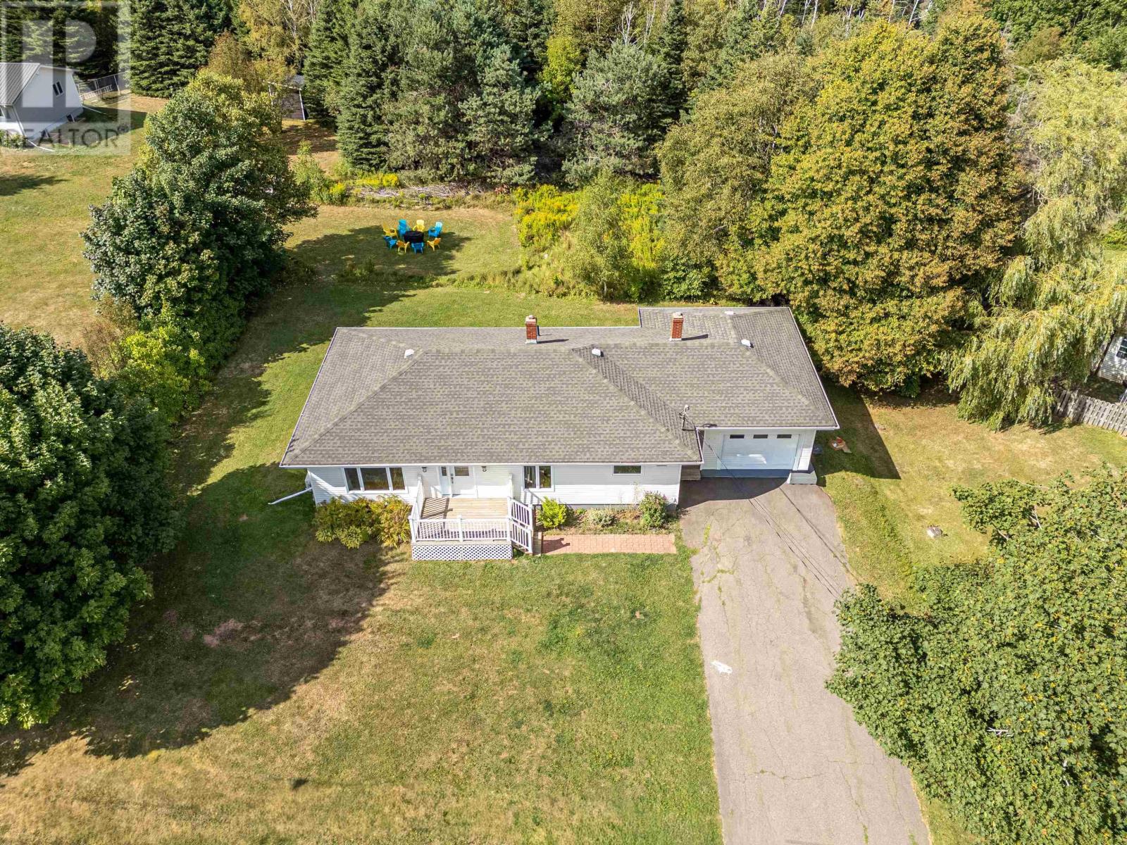 812 Main Street, Cornwall, Prince Edward Island  C0A 1H0 - Photo 38 - 202604919