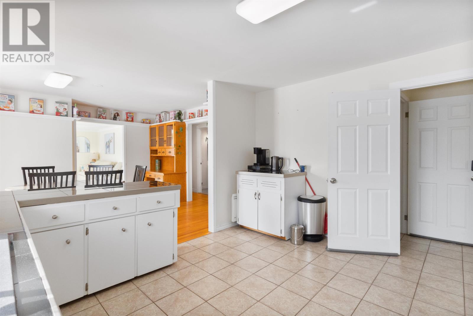 812 Main Street, Cornwall, Prince Edward Island  C0A 1H0 - Photo 9 - 202604919