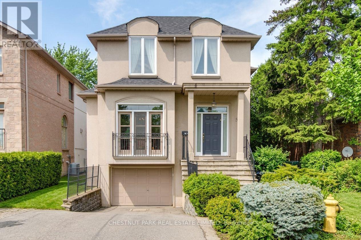 552 MELROSE AVENUE, Toronto, Ontario