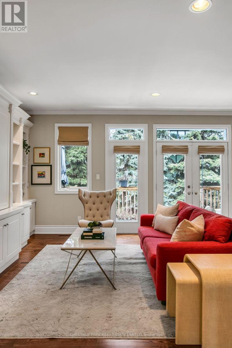 552 Melrose Avenue, Toronto, Ontario  M5M 2A3 - Photo 16 - C12908850