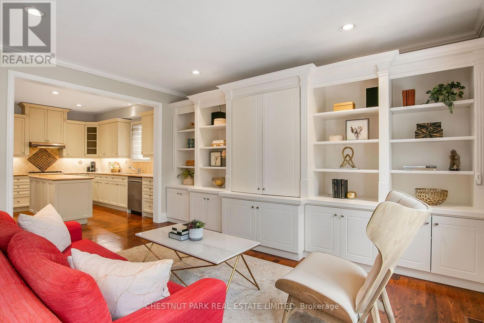 552 Melrose Avenue, Toronto, Ontario  M5M 2A3 - Photo 8 - C12908850