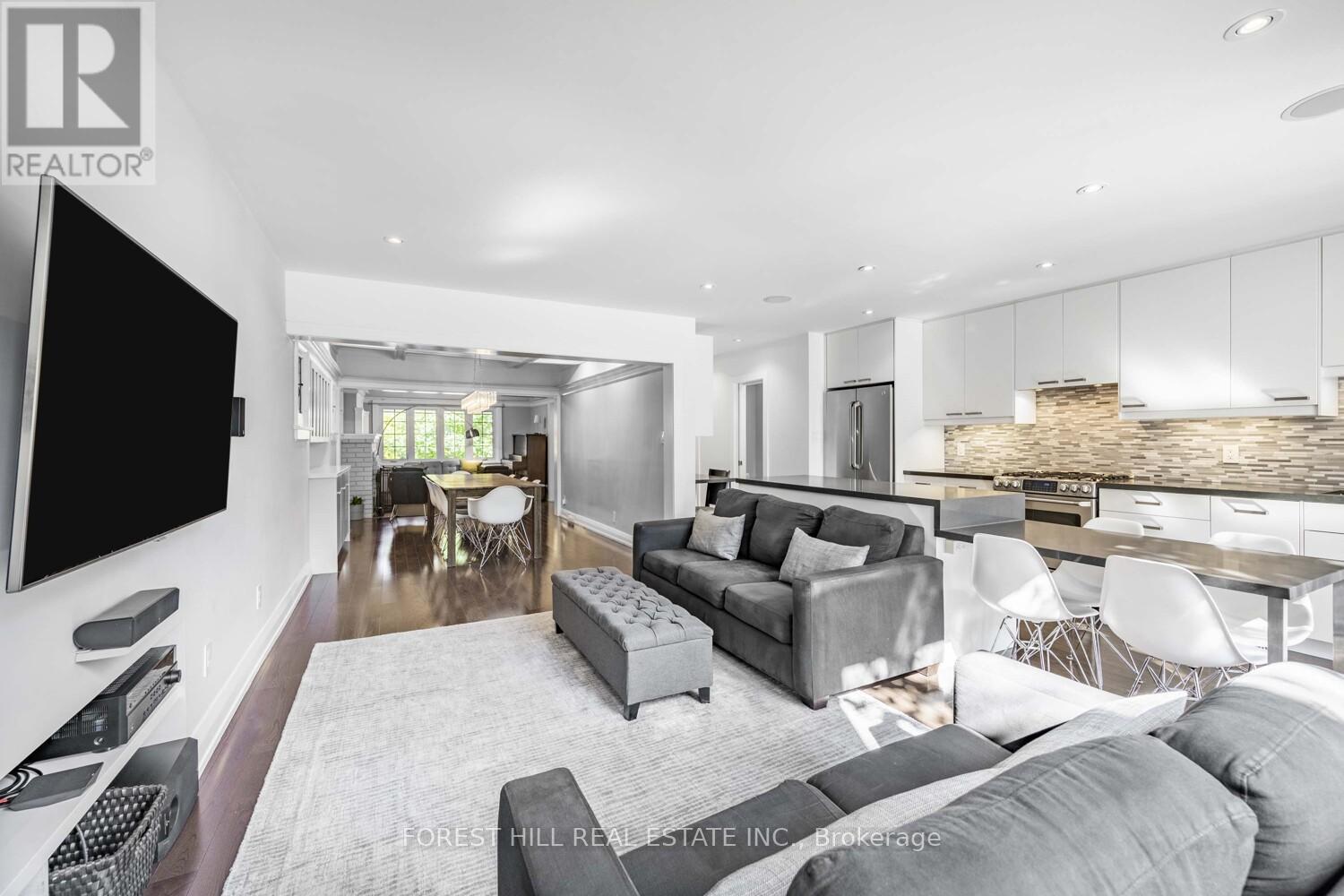 183 Wychwood Avenue, Toronto (Humewood-Cedarvale), Ontario  M6C 2T4 - Photo 18 - C12908936