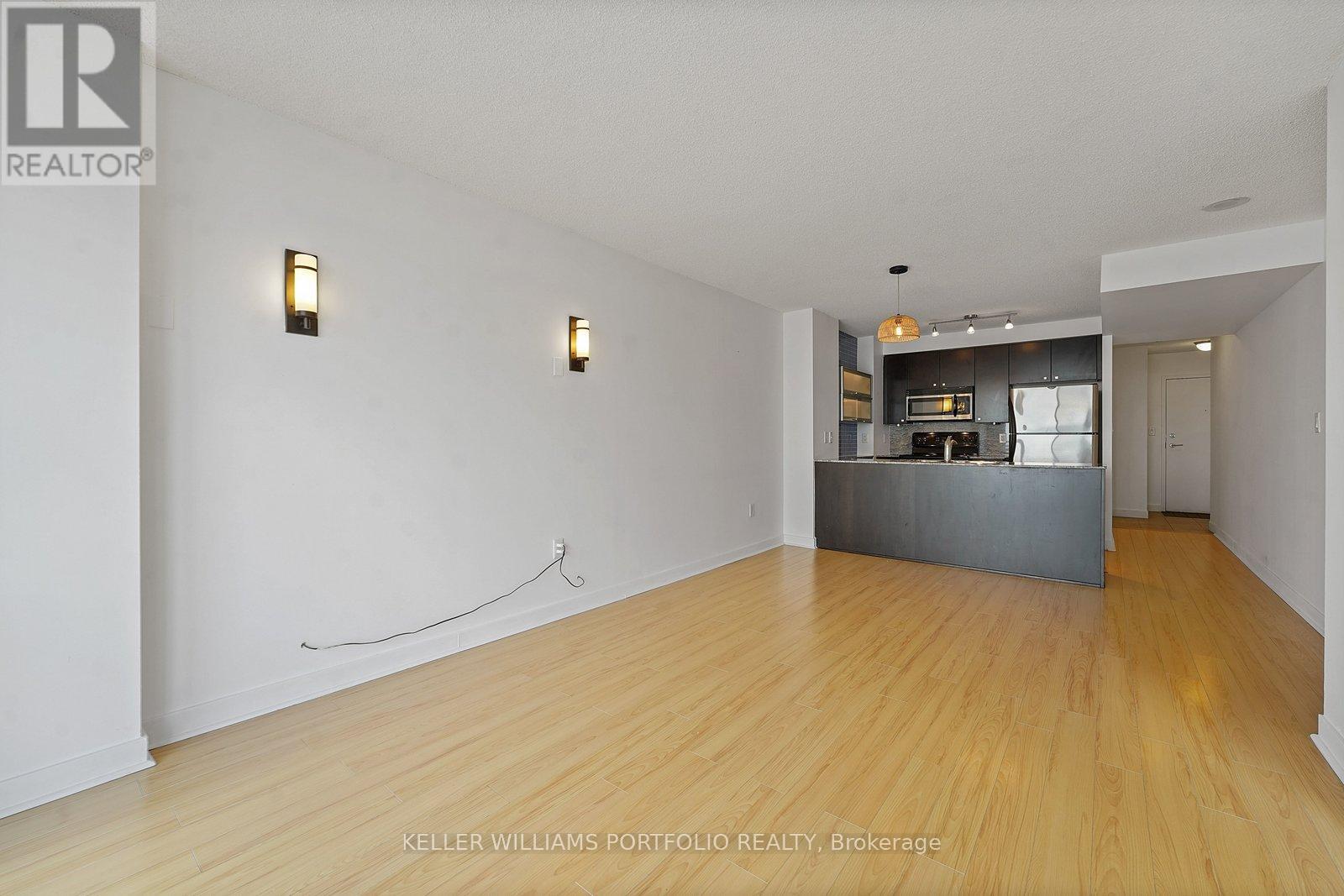 3711 - 11 Brunel Court, Toronto (Waterfront Communities), Ontario  M5V 3Y3 - Photo 18 - C12908970