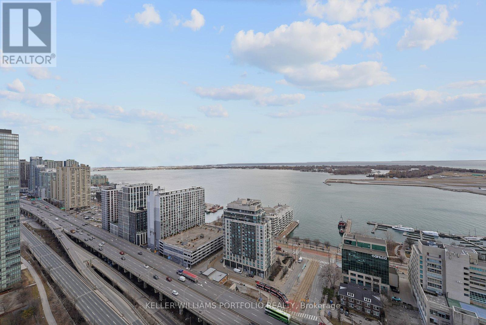 3711 - 11 Brunel Court, Toronto (Waterfront Communities), Ontario  M5V 3Y3 - Photo 31 - C12908970