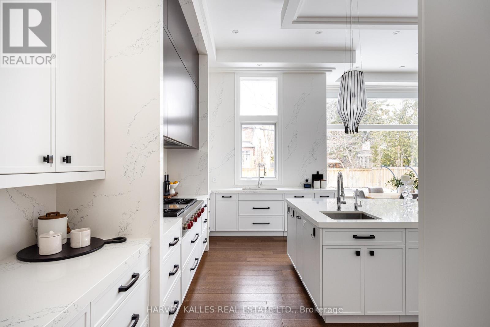 264 Cortleigh Boulevard, Toronto (Lawrence Park South), Ontario  M5N 1P7 - Photo 10 - C12909036