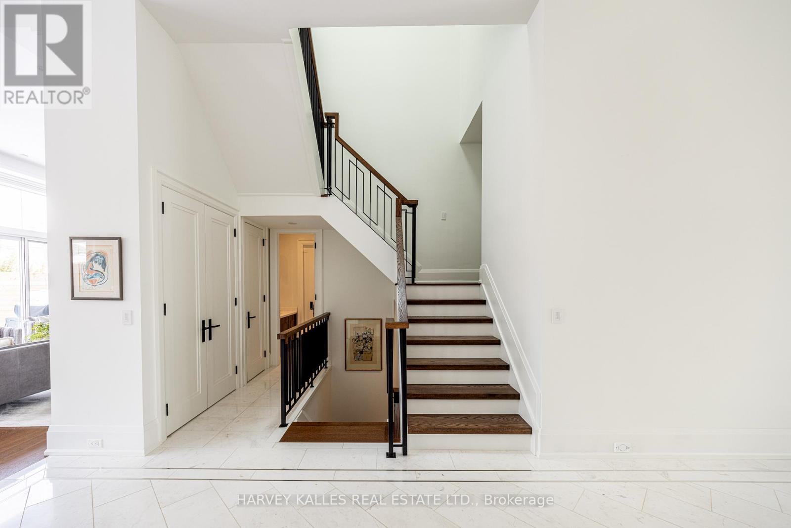 264 Cortleigh Boulevard, Toronto (Lawrence Park South), Ontario  M5N 1P7 - Photo 18 - C12909036