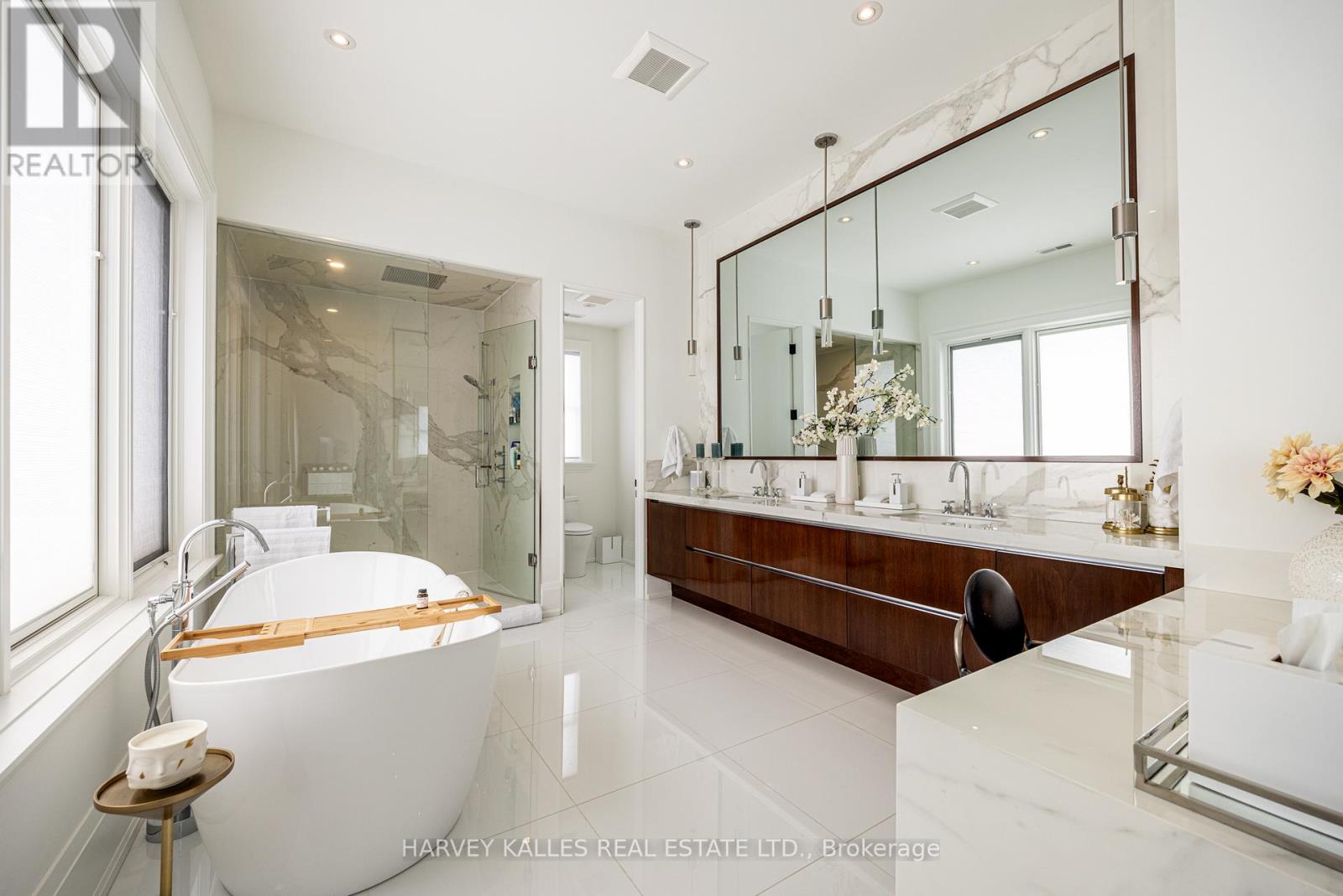 264 Cortleigh Boulevard, Toronto (Lawrence Park South), Ontario  M5N 1P7 - Photo 25 - C12909036