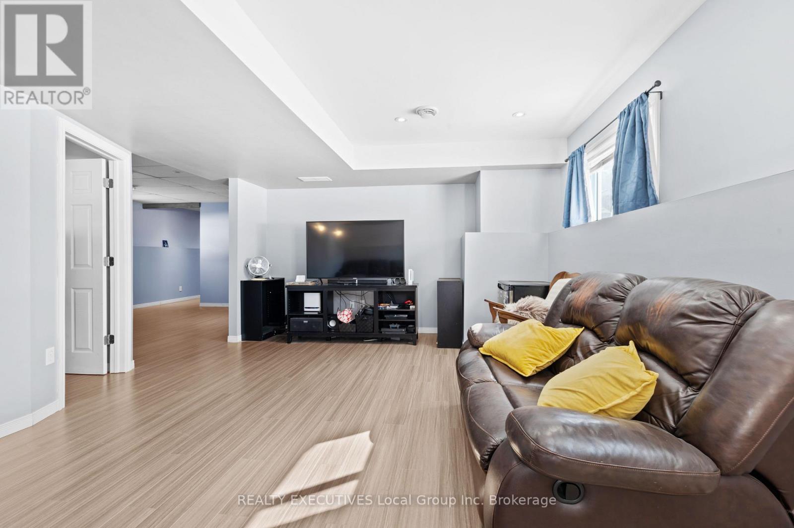 519 Demers Street, West Nipissing, Ontario  P2B 0A1 - Photo 20 - X12908860