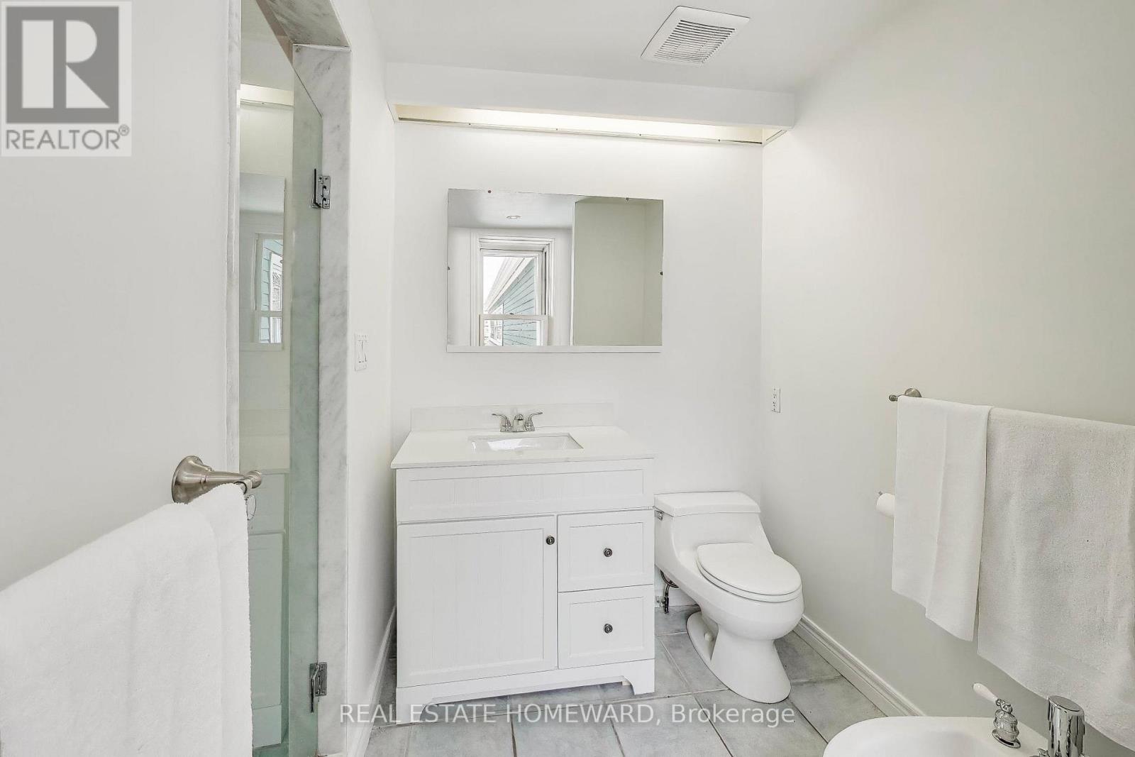 80 Hogarth Avenue, Toronto, Ontario  M4K 1K3 - Photo 21 - E12908978