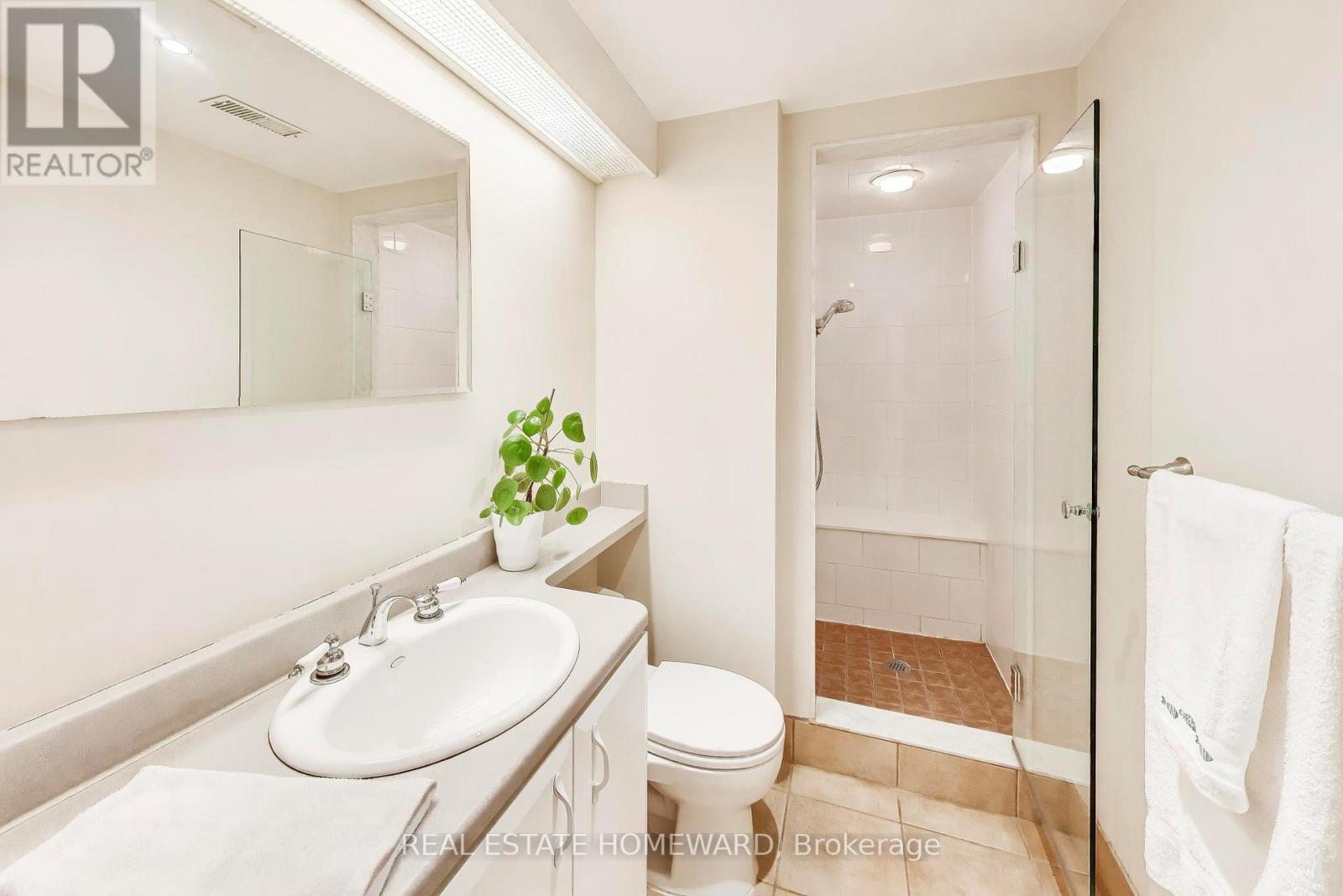 80 Hogarth Avenue, Toronto, Ontario  M4K 1K3 - Photo 34 - E12908978