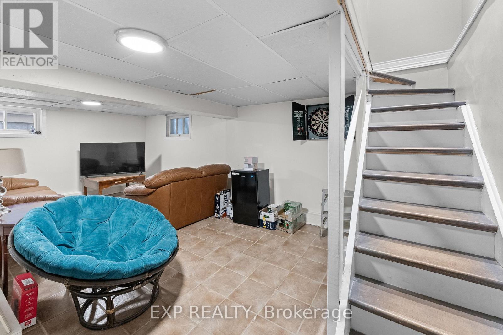 198 Geneva Street, St. Catharines (Downtown), Ontario  L2R 4P6 - Photo 18 - X12908908