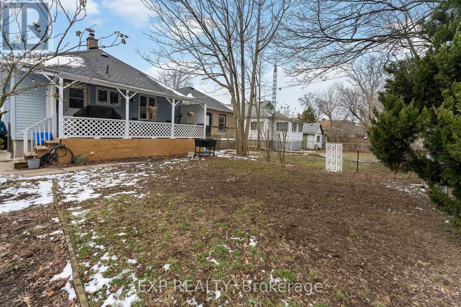 198 Geneva Street, St. Catharines (Downtown), Ontario  L2R 4P6 - Photo 24 - X12908908