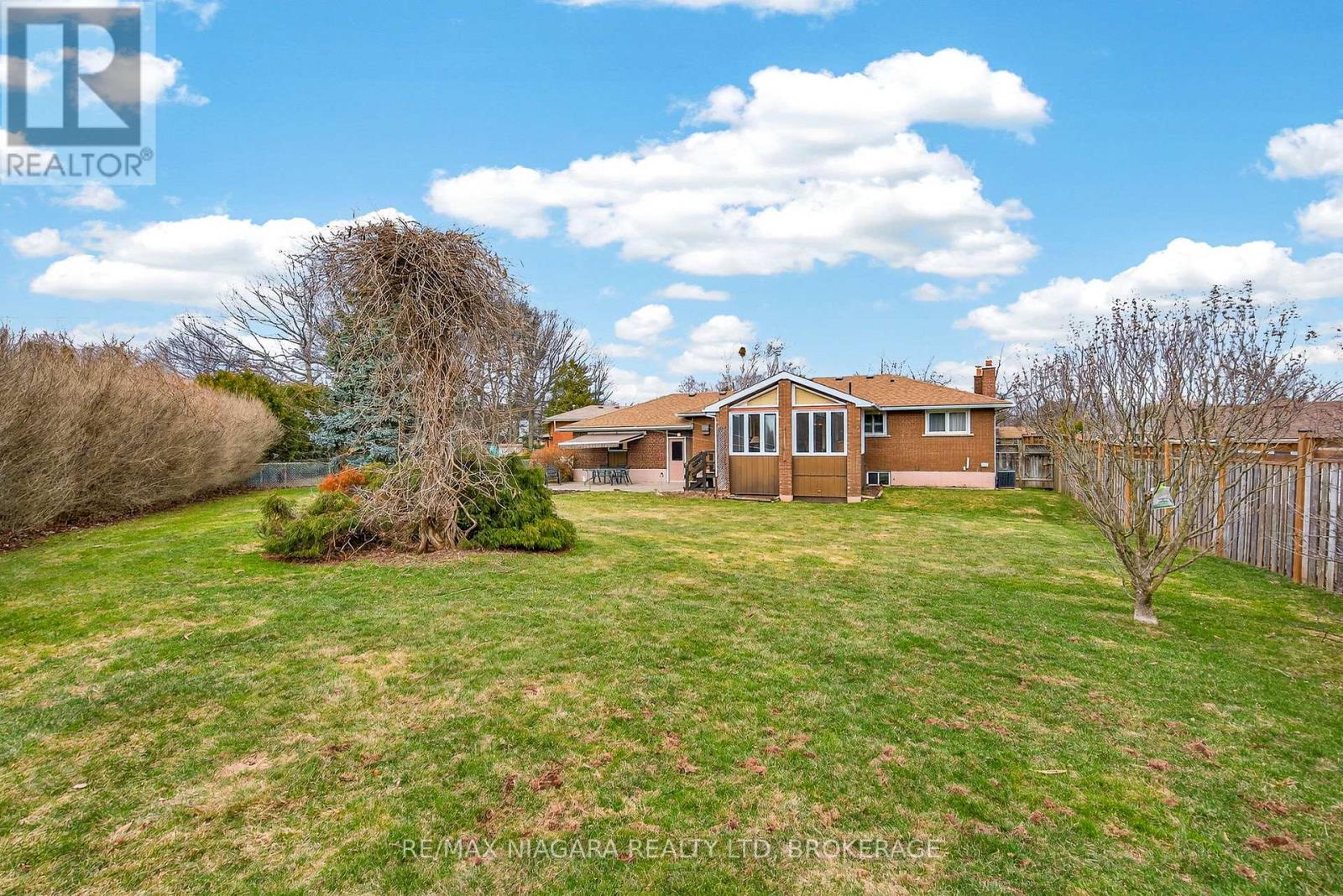 23 Almond Gardens, Grimsby, Ontario  L3M 2K2 - Photo 36 - X12908922