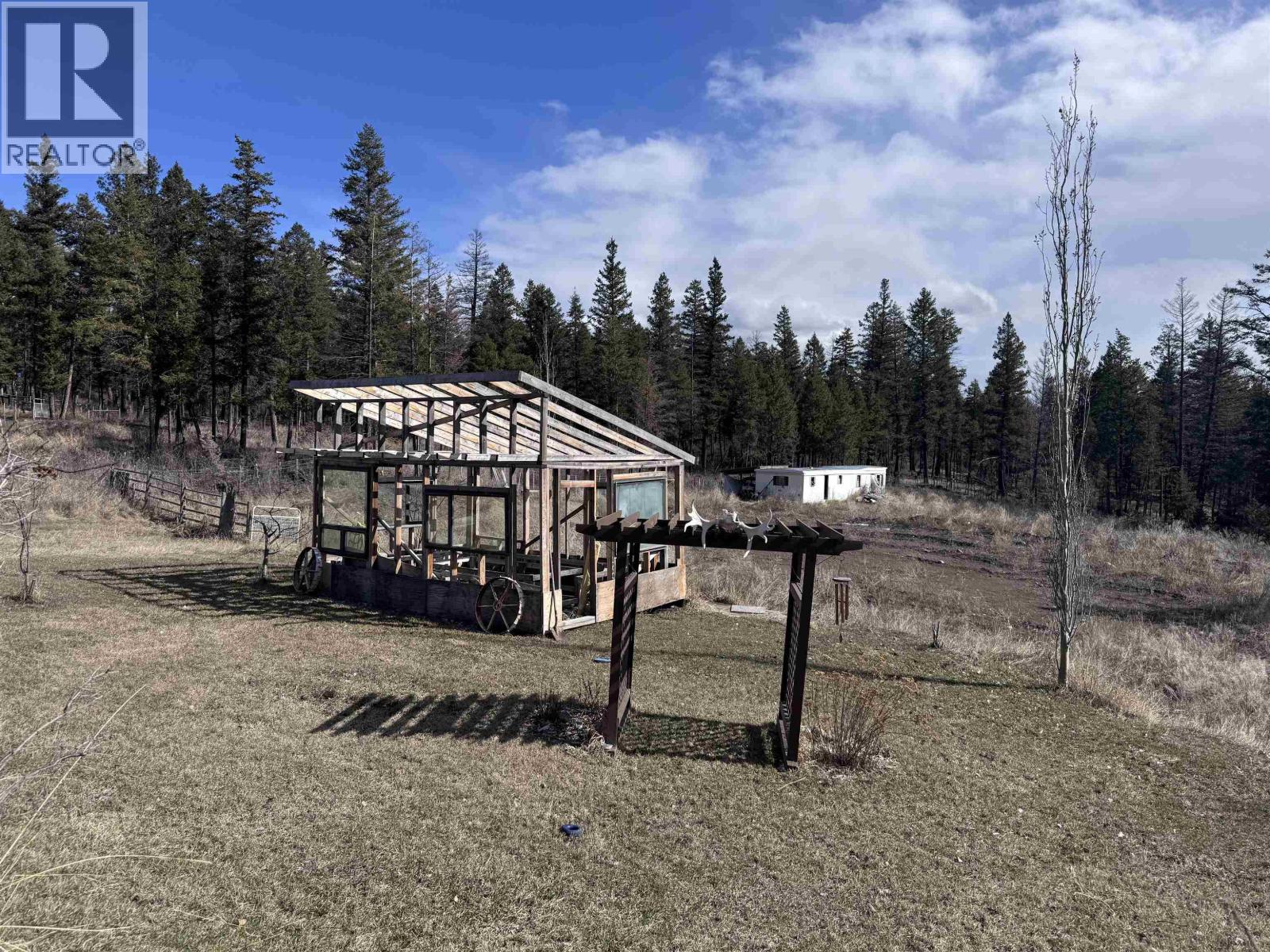 7593 Mccauley Road, Chilcotin, British Columbia V0L 1A0 - Photo 14 - R3082482