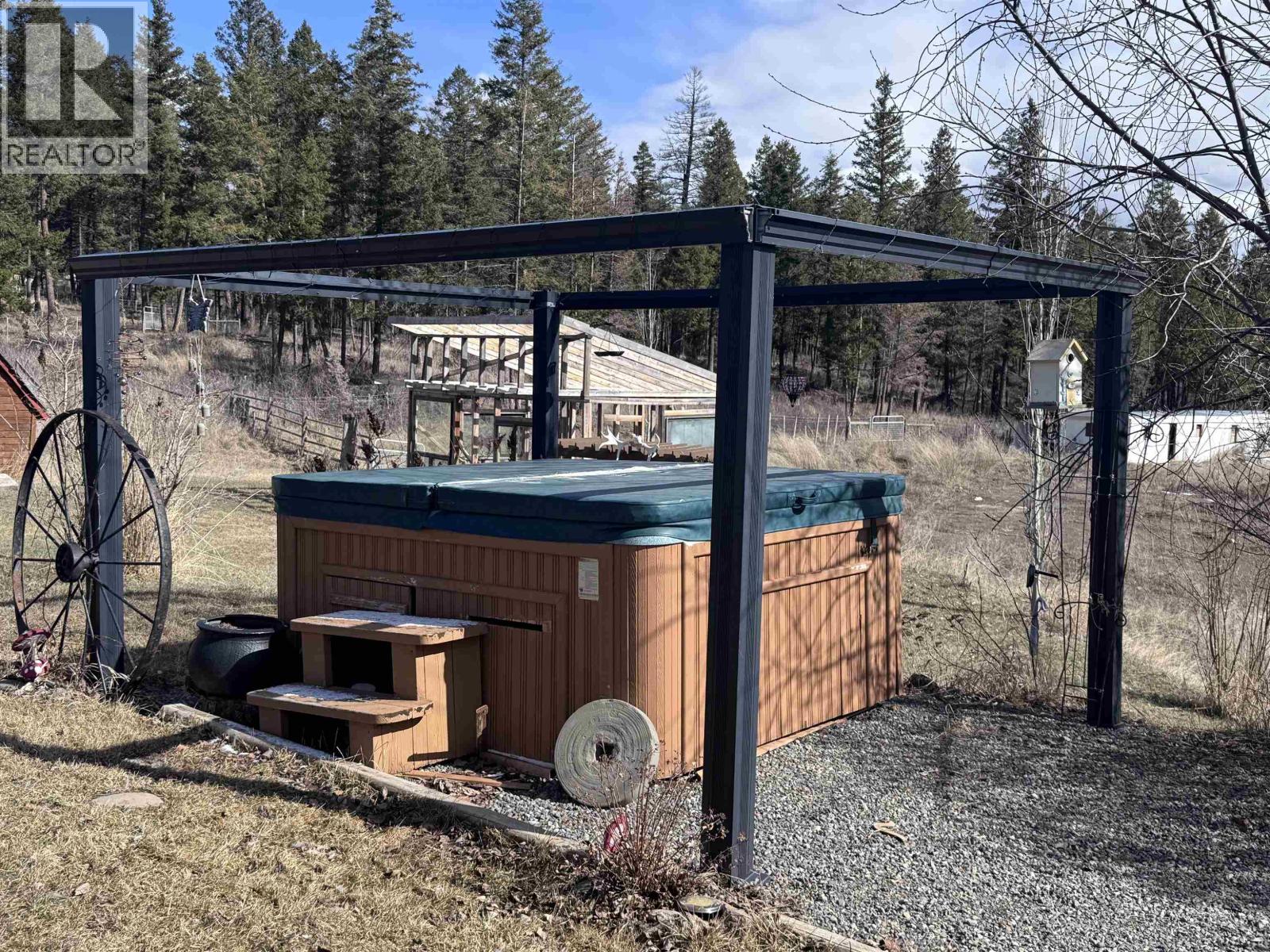 7593 Mccauley Road, Chilcotin, British Columbia V0L 1A0 - Photo 13 - R3082482