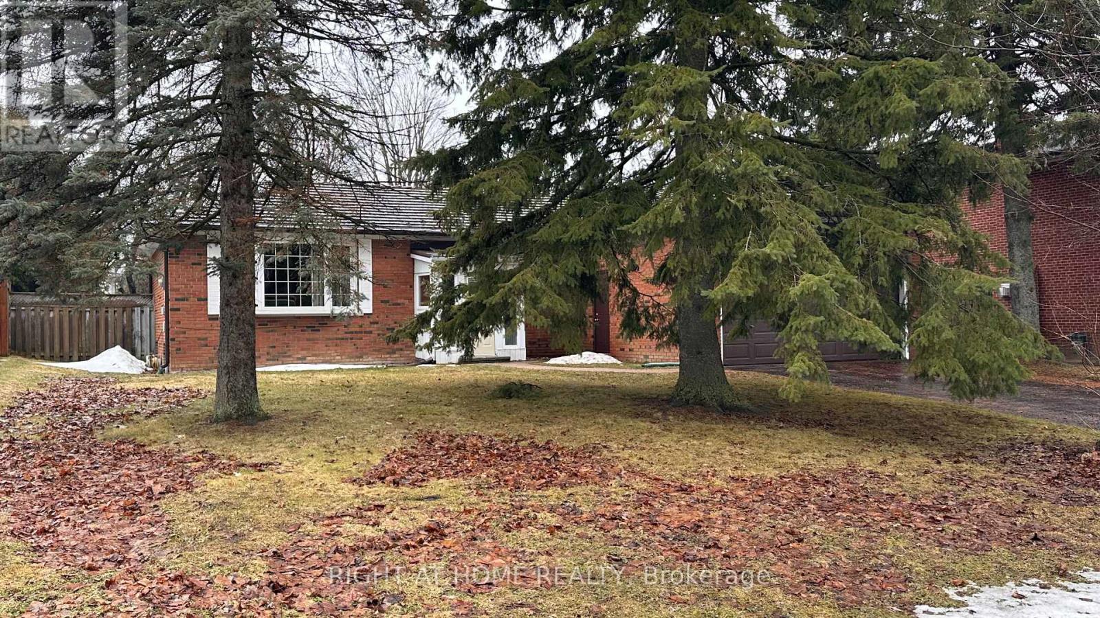 65 Norman Drive, King, Ontario  L7B 1J2 - Photo 2 - N12908940