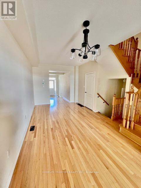 101 Alexie Way, Vaughan, Ontario  L4H 3V4 - Photo 3 - N12908958