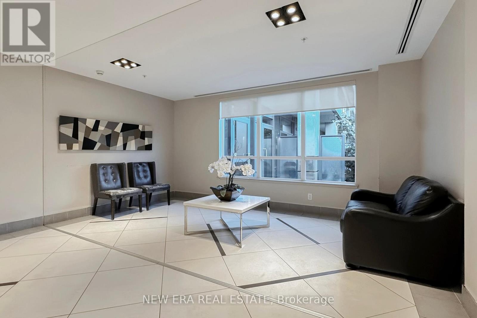 1206 - 75 North Park Road, Vaughan, Ontario  L4J 0H8 - Photo 10 - N12908990