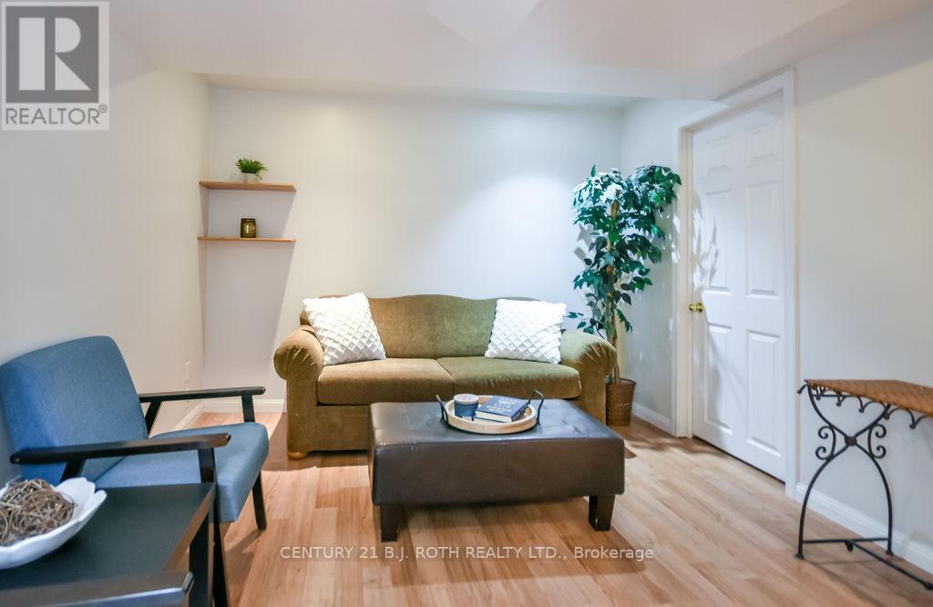 35 Hawthorne Crescent, Barrie, Ontario  L4N 9Y7 - Photo 19 - S12908892