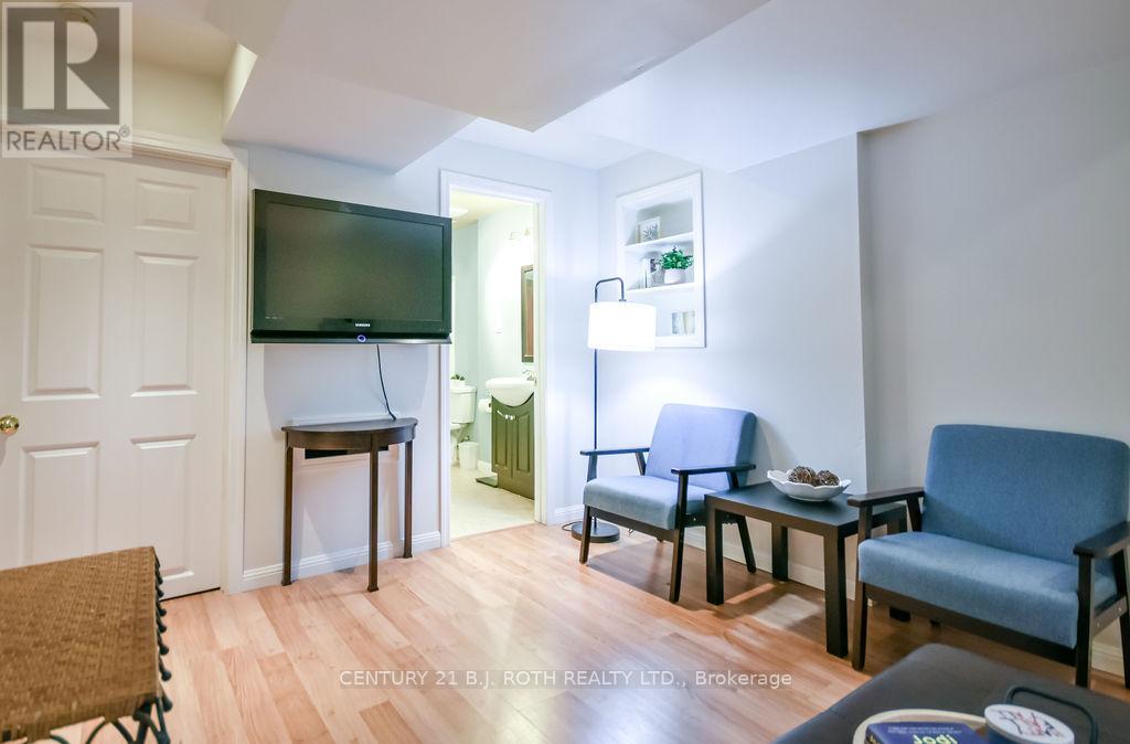 35 Hawthorne Crescent, Barrie, Ontario  L4N 9Y7 - Photo 20 - S12908892