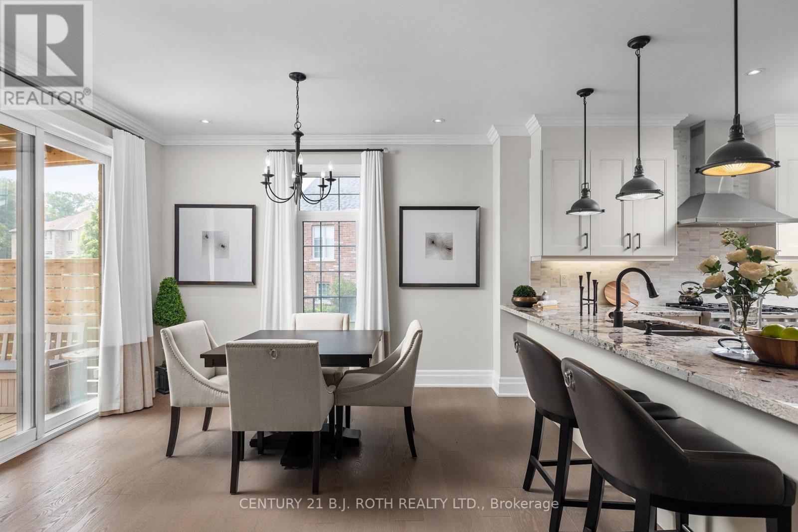 3 Cameron Street, Springwater (Centre Vespra), Ontario  L9X 0S6 - Photo 11 - S12909012