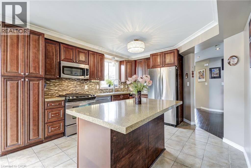 15 Waffler Crescent, Cambridge, Ontario  N1P 1H6 - Photo 4 - 40810233