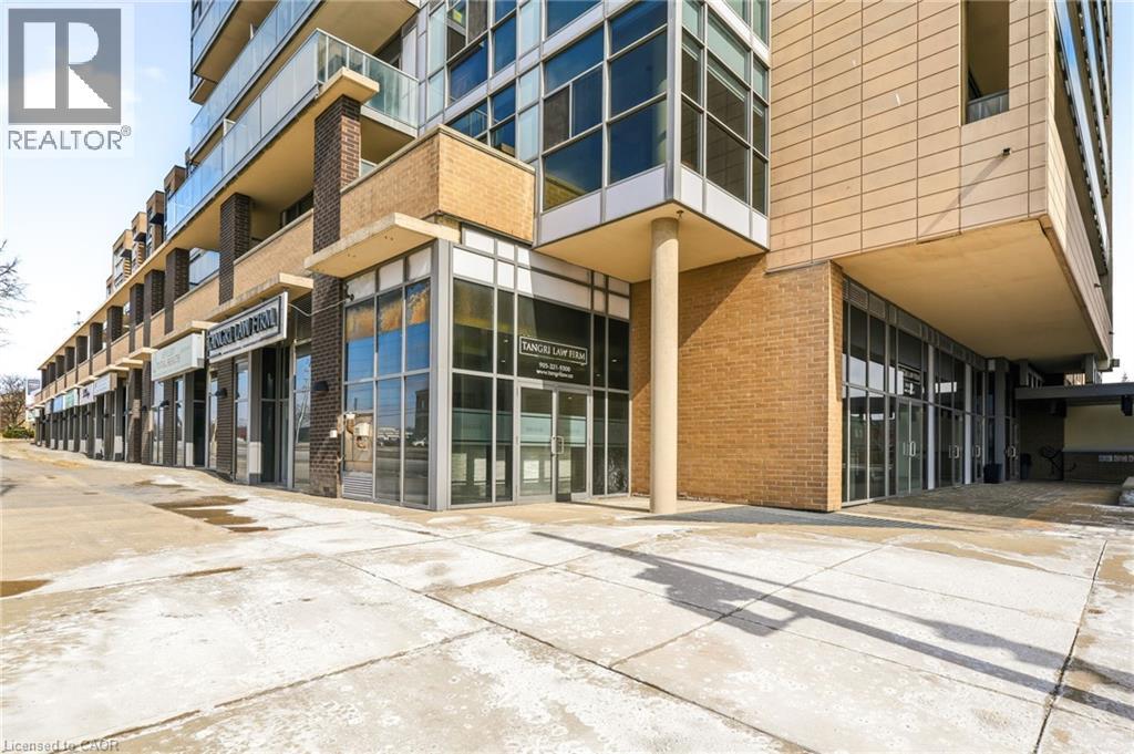 1940 Ironstone Drive Unit# 15, Burlington, Ontario  L7L 0E4 - Photo 1 - 40813482