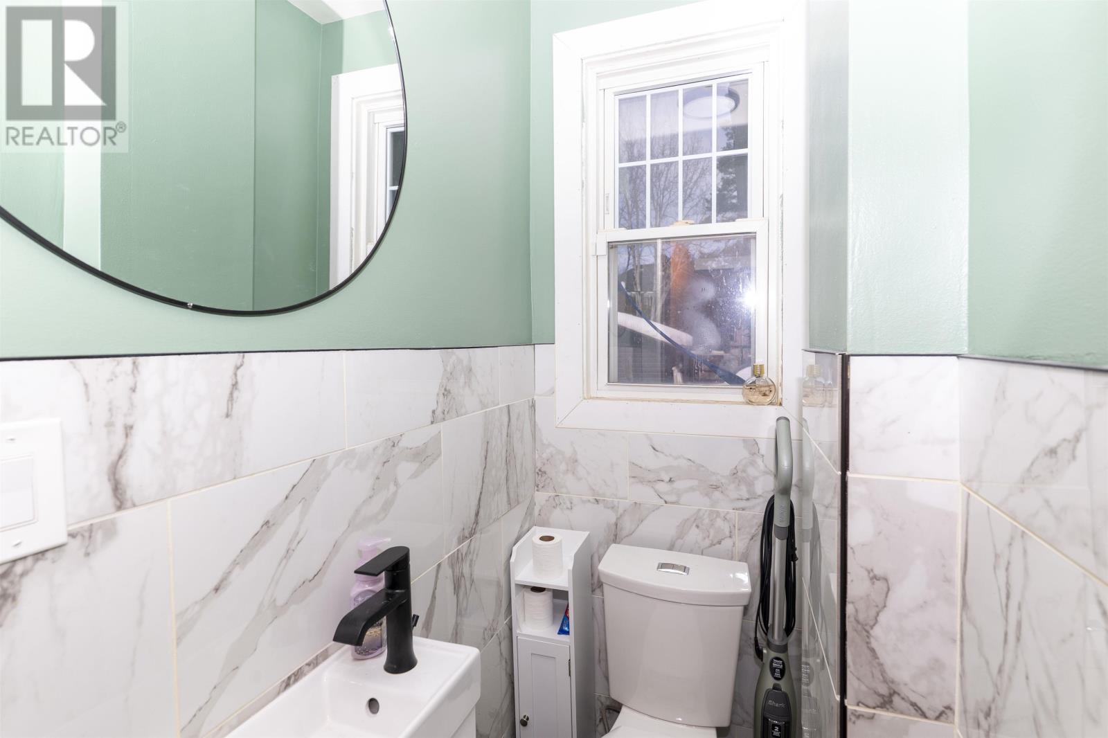 1417 Hamilton Ave, Thunder Bay, Ontario  P7E 4X8 - Photo 32 - TB2600427