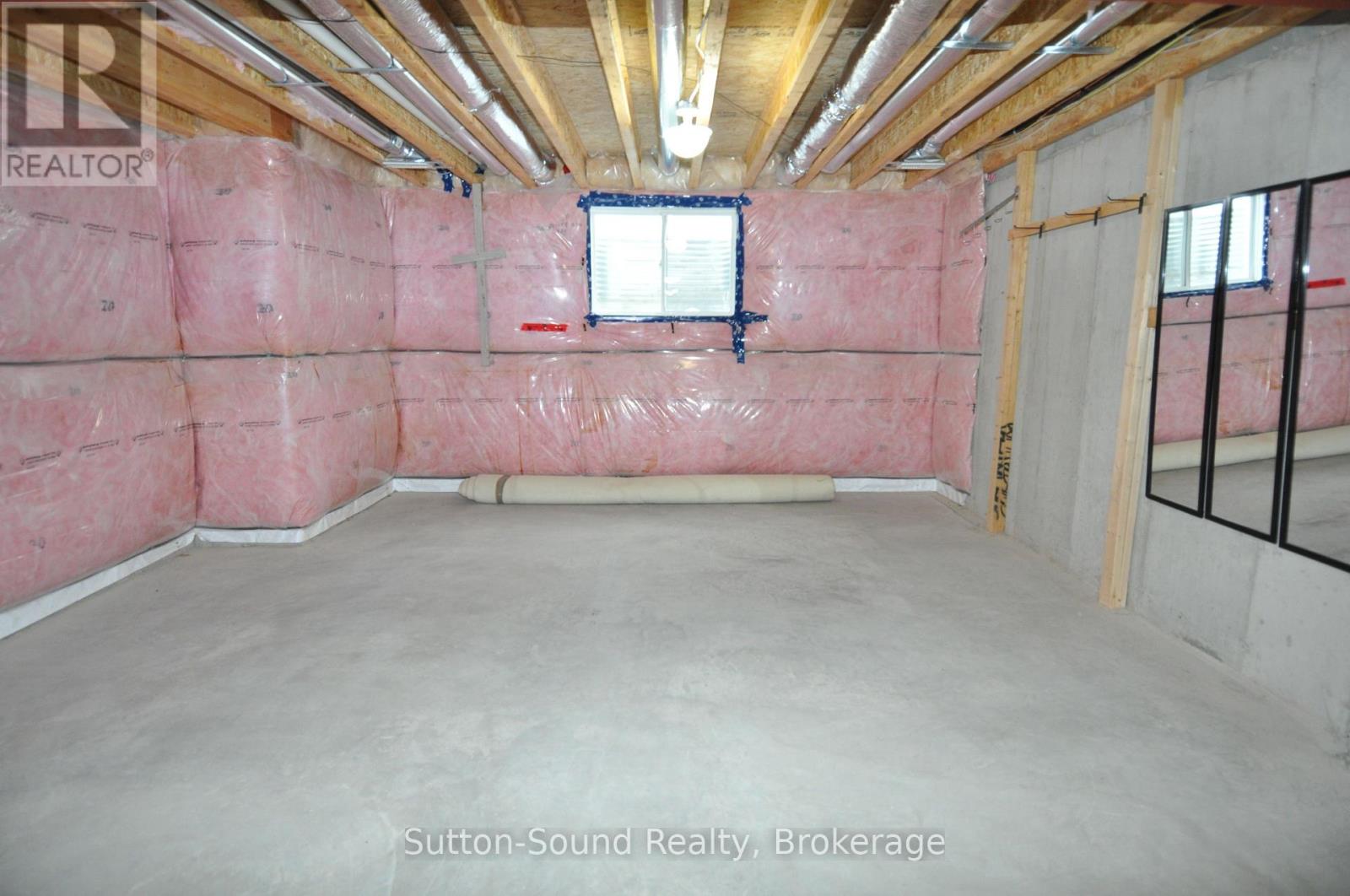 306 Sandpiper Lane, Georgian Bluffs, Ontario  N0H 1S0 - Photo 38 - X12629892