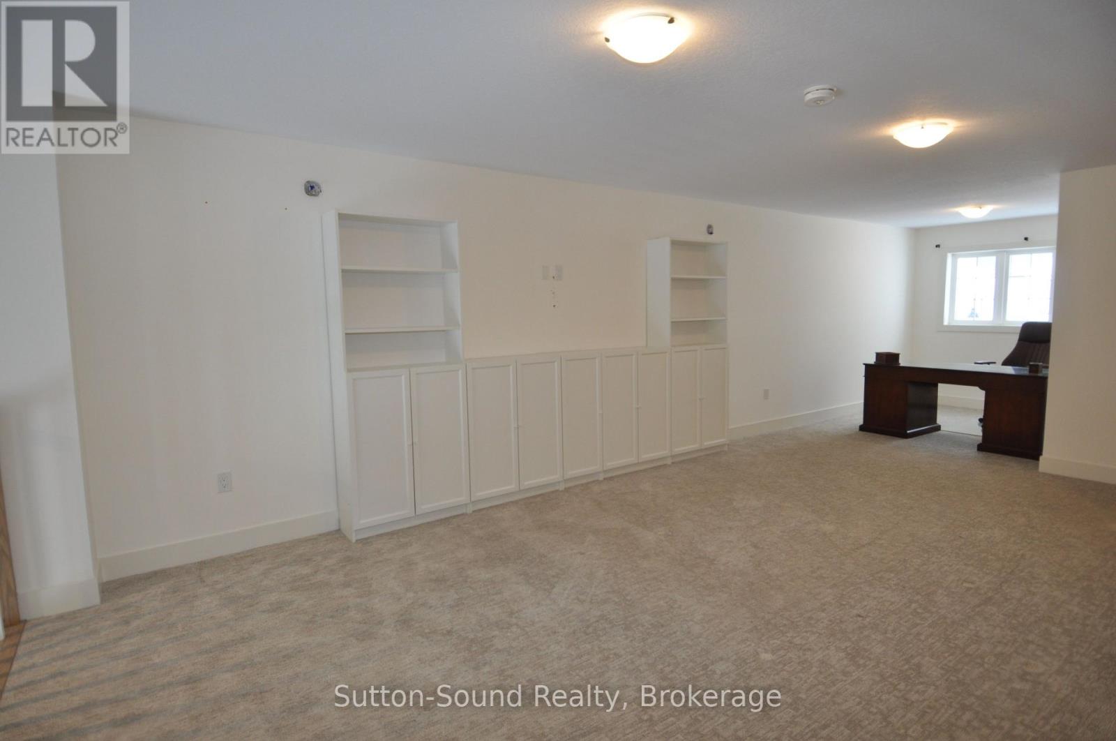 306 Sandpiper Lane, Georgian Bluffs, Ontario  N0H 1S0 - Photo 25 - X12629892