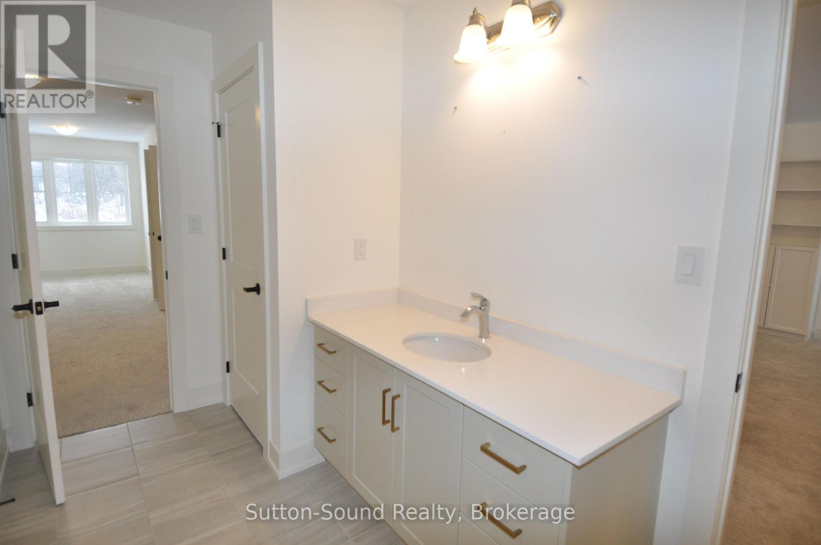 306 Sandpiper Lane, Georgian Bluffs, Ontario  N0H 1S0 - Photo 29 - X12629892