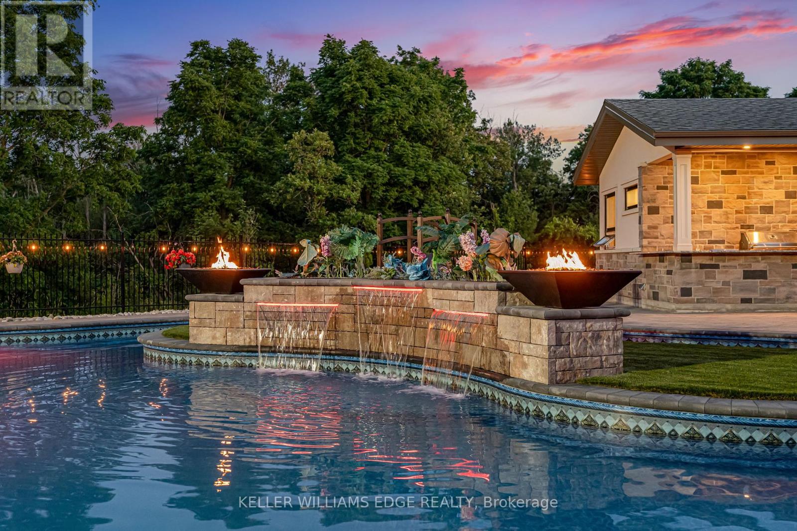 3122 Cedar Springs Road, Burlington, Ontario  L7R 0P7 - Photo 2 - W12312398