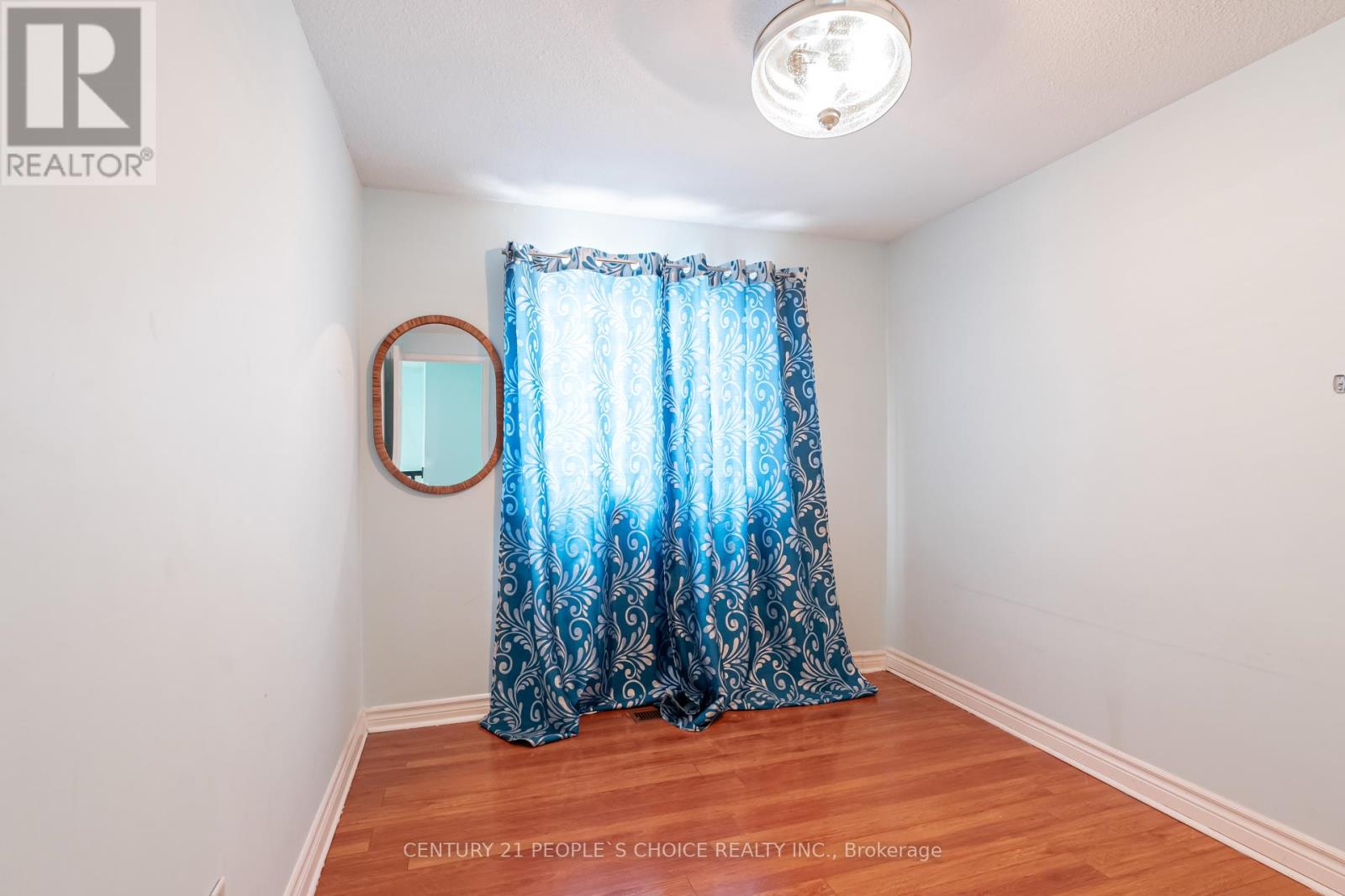 18 Hernon Court, Brampton, Ontario  L6S 2B9 - Photo 12 - W12844698