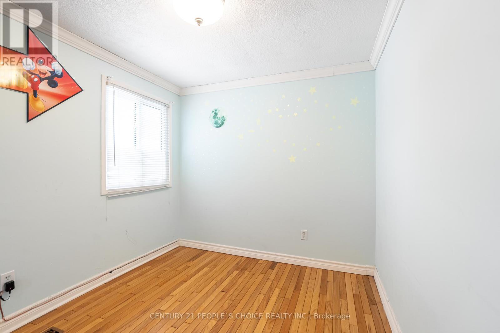 18 Hernon Court, Brampton, Ontario  L6S 2B9 - Photo 13 - W12844698