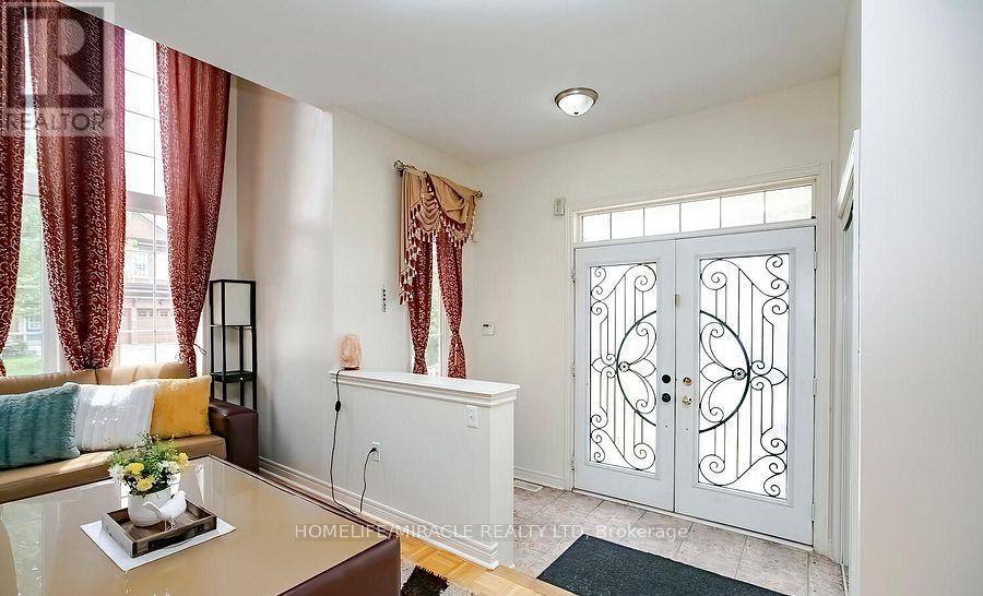 1 Buckler Street, Brampton, Ontario  L6R 0H4 - Photo 3 - W12908864