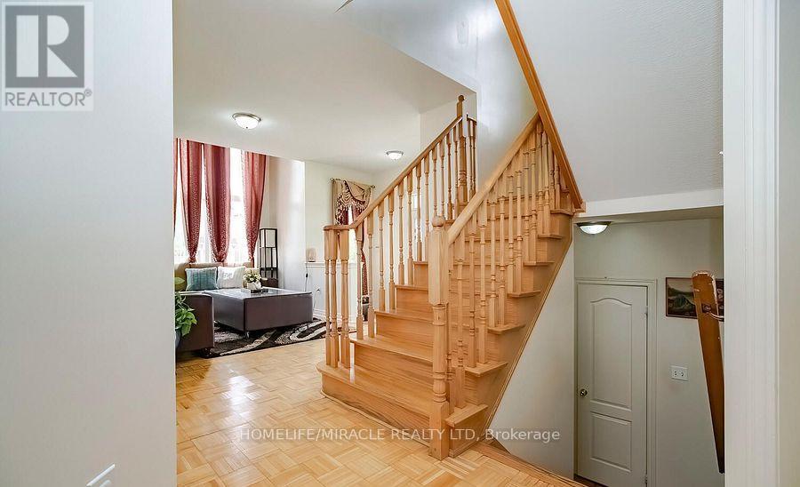 1 Buckler Street, Brampton, Ontario  L6R 0H4 - Photo 6 - W12908864