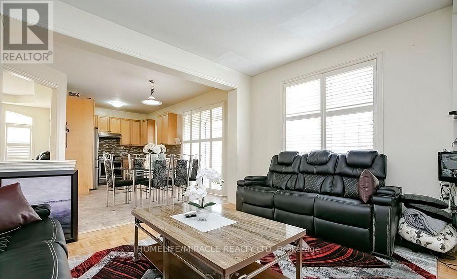 1 Buckler Street, Brampton, Ontario  L6R 0H4 - Photo 9 - W12908864