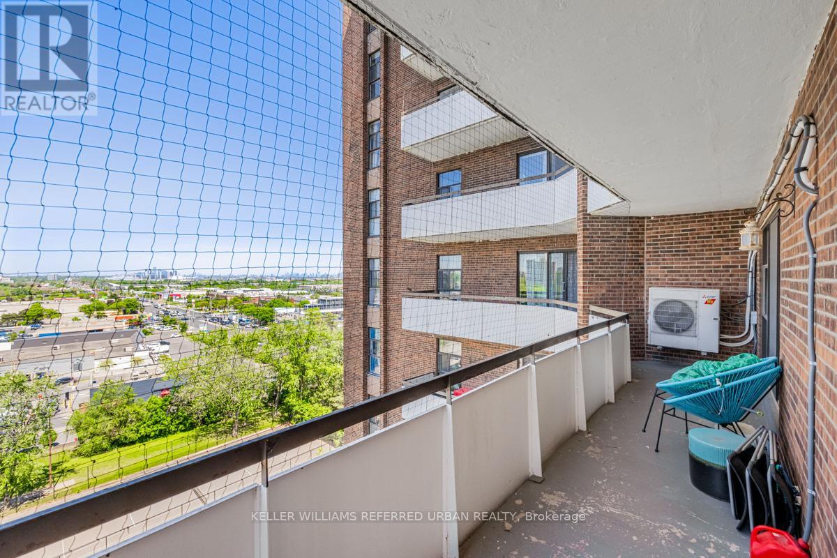 1007 - 3025 Queen Frederica Drive, Mississauga, Ontario  L4Y 3A1 - Photo 28 - W12908872