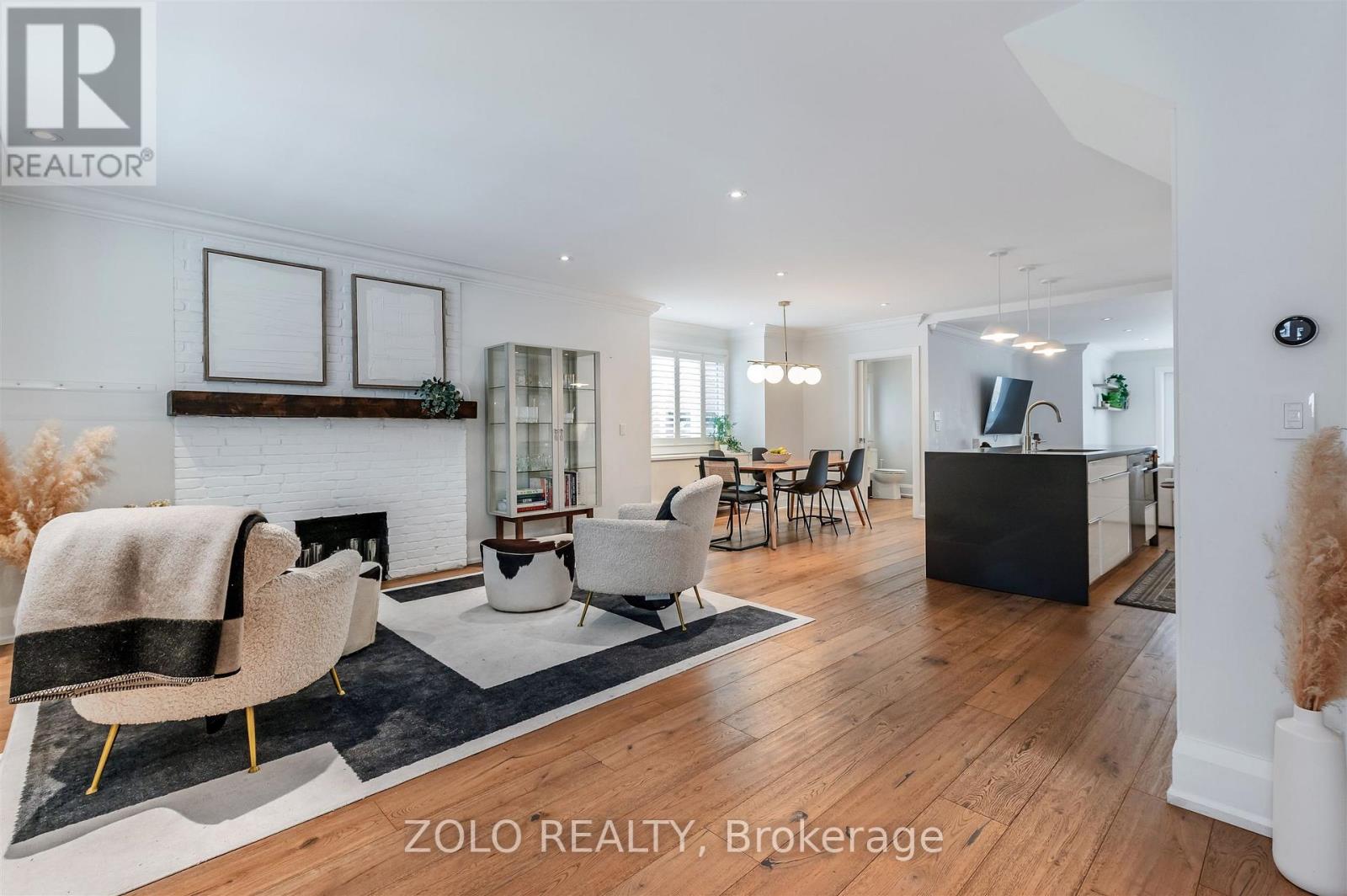 25 Joseph Street, Toronto, Ontario  M9N 2H9 - Photo 5 - W12908880