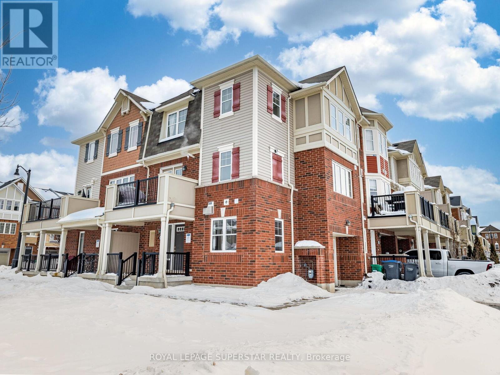 65 Aylesbury Drive, Brampton, Ontario  L7A 0V8 - Photo 3 - W12908920