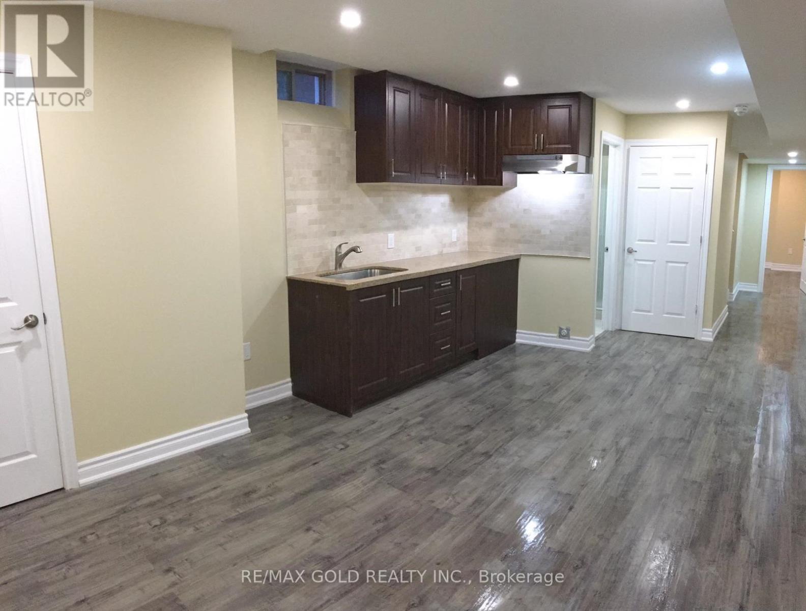 Bsmt - 62 Bandera Drive, Brampton, Ontario  L6Y 5Z2 - Photo 4 - W12908932