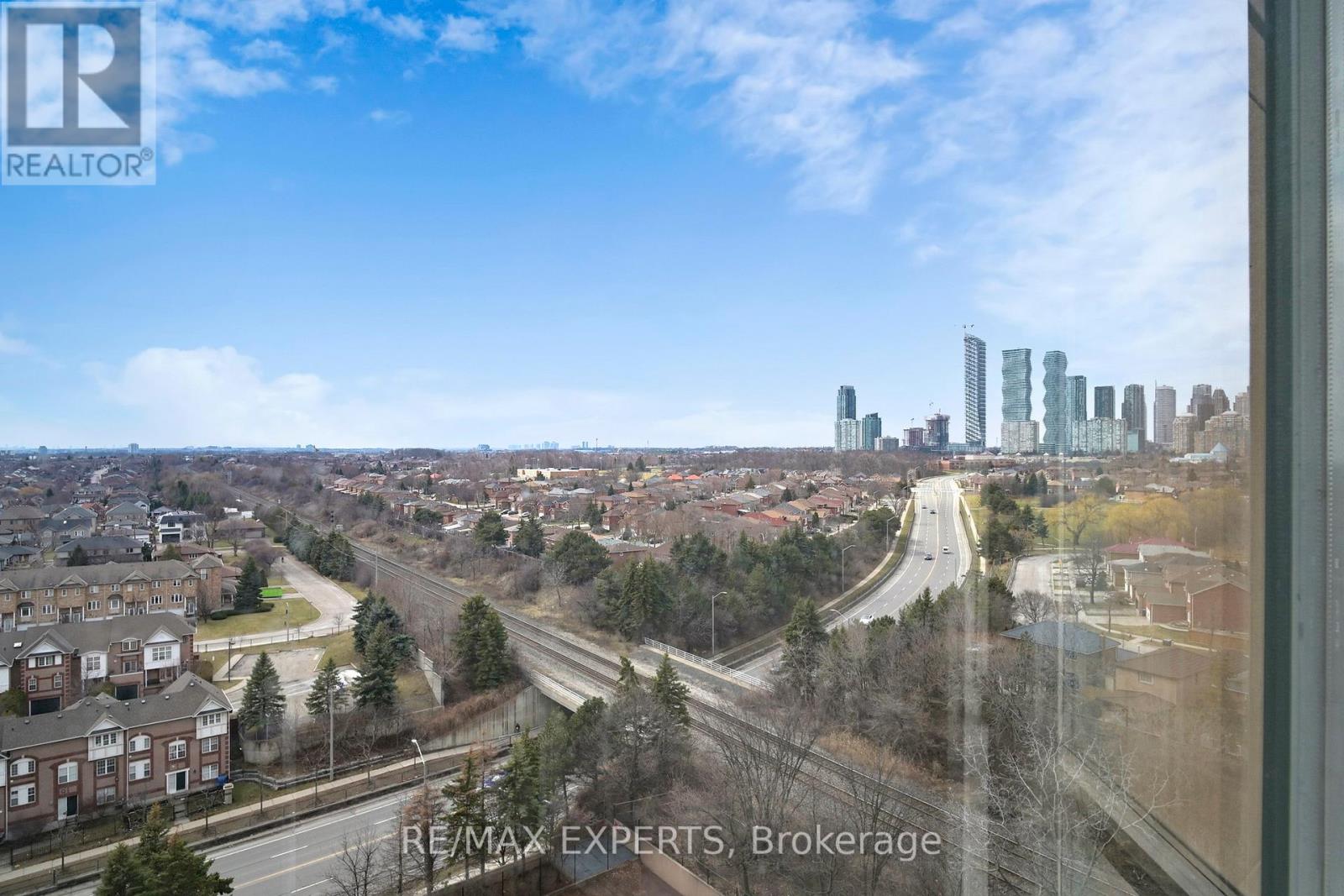 1409 - 135 Hillcrest Avenue, Mississauga, Ontario  L5B 4B1 - Photo 41 - W12908950