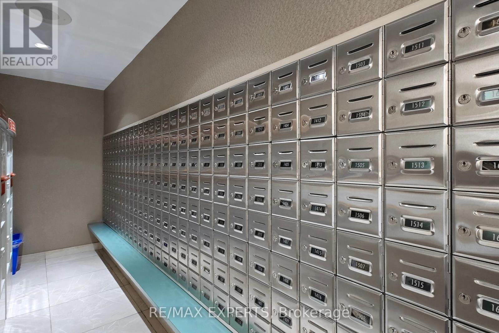 1409 - 135 Hillcrest Avenue, Mississauga, Ontario  L5B 4B1 - Photo 47 - W12908950