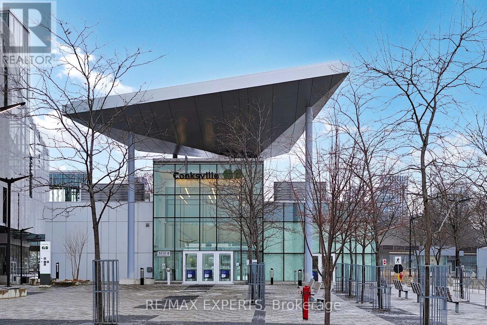 1409 - 135 Hillcrest Avenue, Mississauga, Ontario  L5B 4B1 - Photo 50 - W12908950