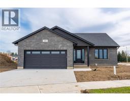 4008 GREENWOOD STREET, Petrolia, Ontario