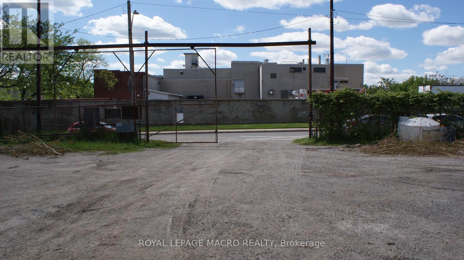 65 Brant Street, Hamilton, Ontario  L8L 0B5 - Photo 4 - X12908866