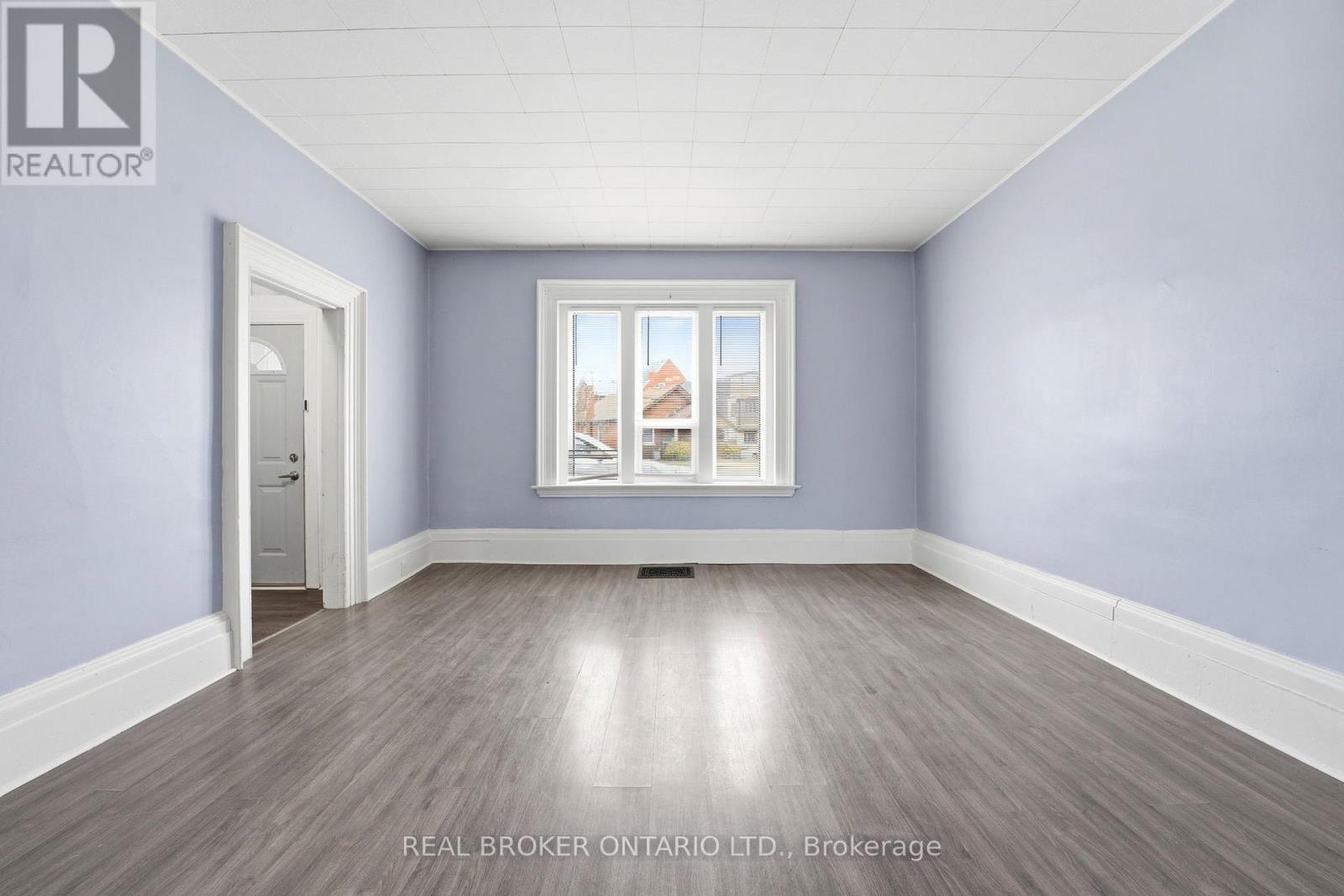 60 West Street W, Brantford, Ontario  N3T 3E7 - Photo 8 - X12908884