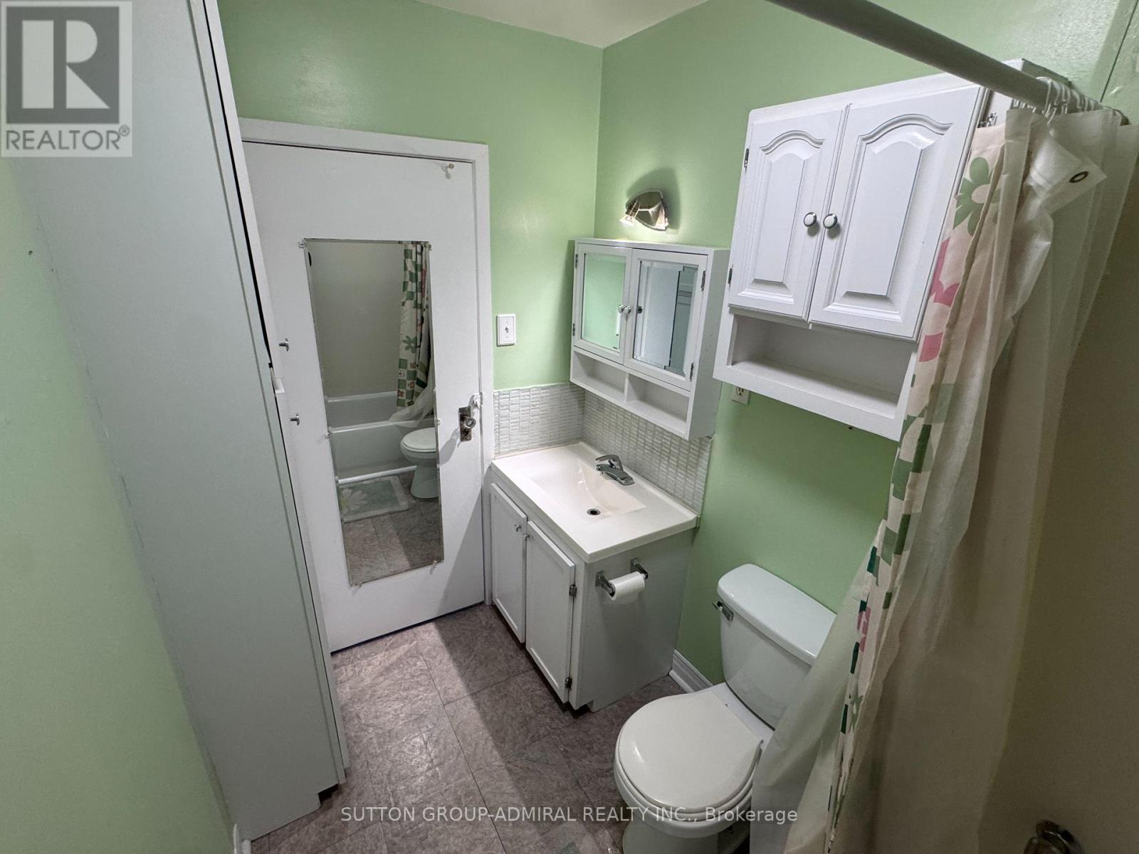 305 Crowland Avenue, Welland, Ontario  L3B 1X5 - Photo 10 - X12908904