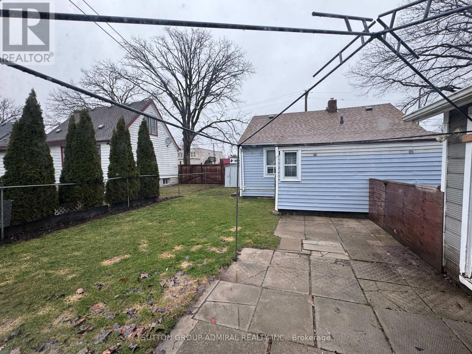 305 Crowland Avenue, Welland, Ontario  L3B 1X5 - Photo 18 - X12908904